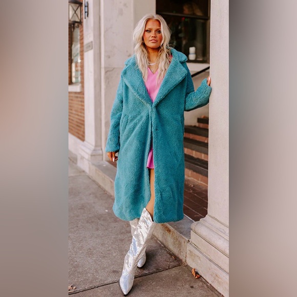 Jackets & Blazers - PLUSH SHERPA COAT S